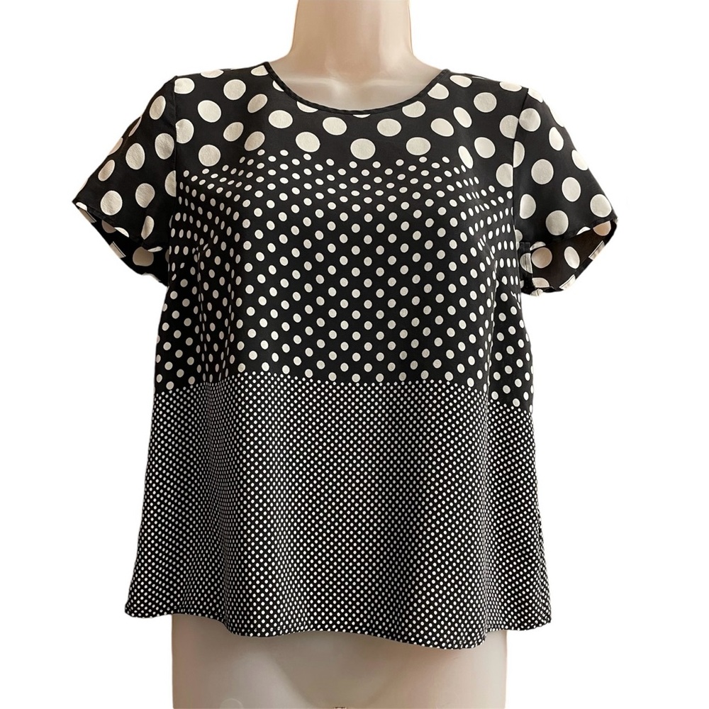 TALBOTS Size 6p Black+White Mixed Polka Dot 100% Silk Short Sleeve Top Blouse